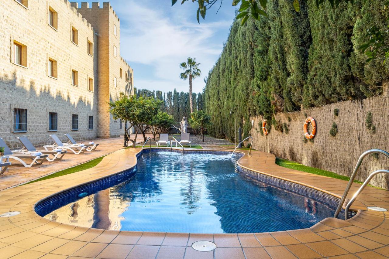 Hotel Plaza Del Castillo Malaga Exterior photo